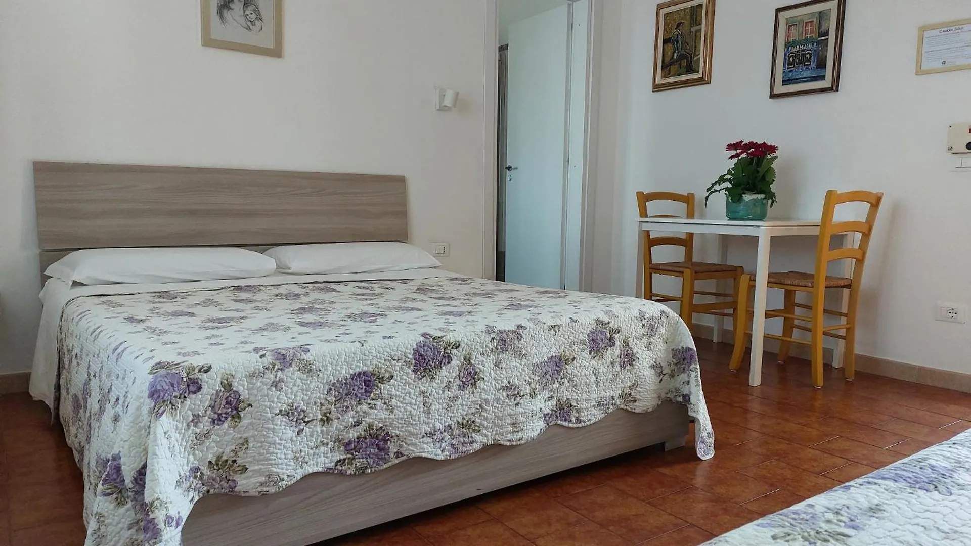 B&B Soleluna Pisa Bed & Breakfast
